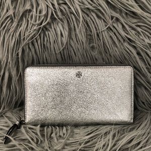 Tory Burch Wallet